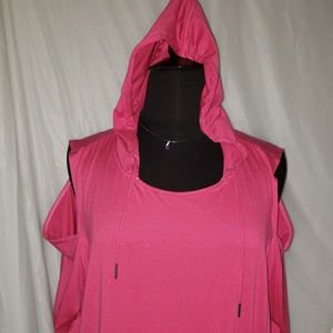Avenue 26 / 28 cold shoulder hoodie front pocket